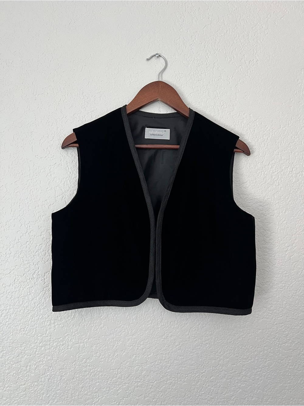 Vintage Sleeveless Black Velvet Vest with Gray Trim